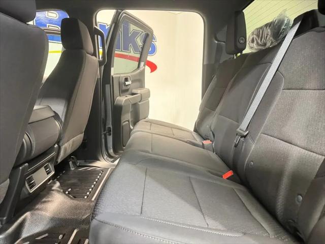 2026 GMC Sierra 1500 Crew Cab, Short Bed, Pro, 4WD