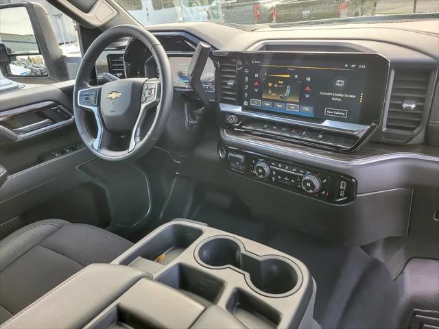 2025 Chevrolet Silverado 2500HD 4WD Crew Cab Long Bed LT
