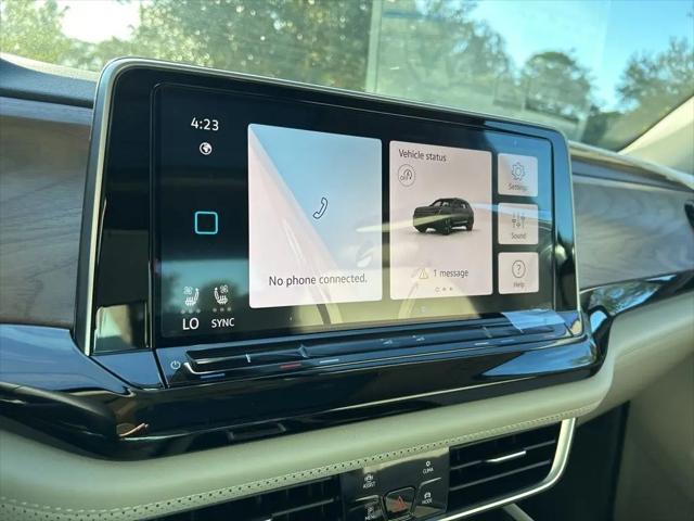 2026 Volkswagen Atlas SE with Technology