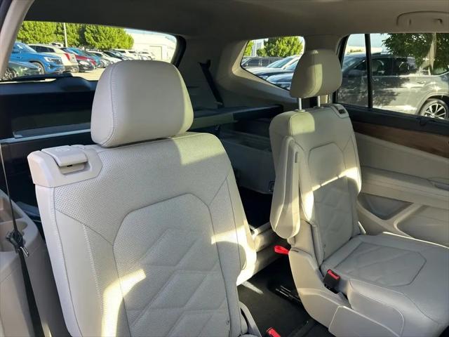 2026 Volkswagen Atlas SE with Technology