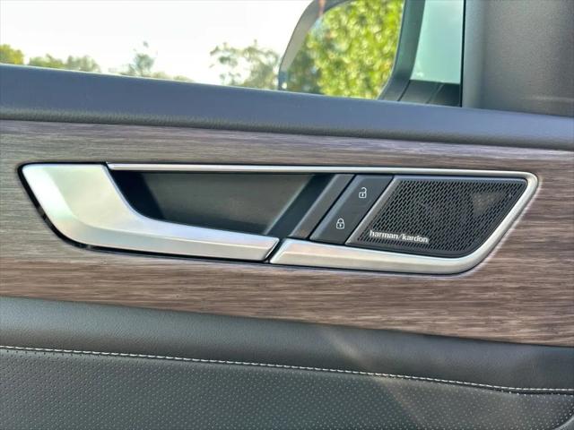 2026 Volkswagen Atlas SEL Premium R-Line
