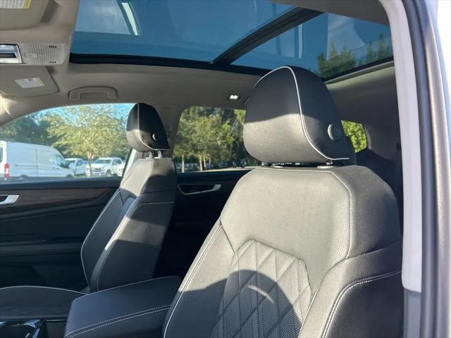 2026 Volkswagen Atlas SEL Premium R-Line