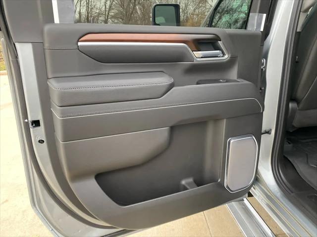 2026 GMC Sierra 2500HD Crew Cab, Standard Bed, Denali, 4WD