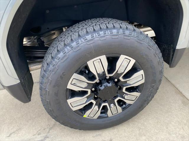 2026 GMC Sierra 2500HD Crew Cab, Standard Bed, Denali, 4WD