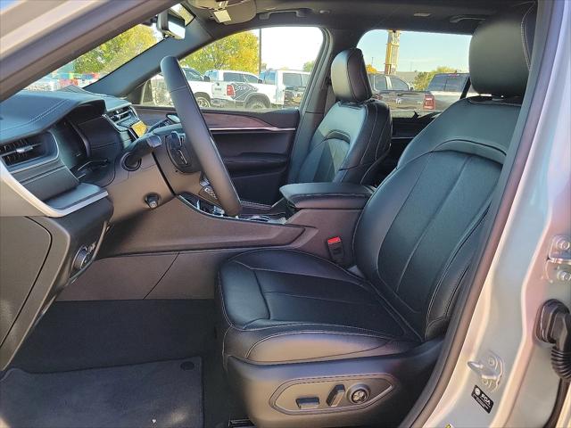 2025 Jeep Grand Cherokee L Limited 4x4