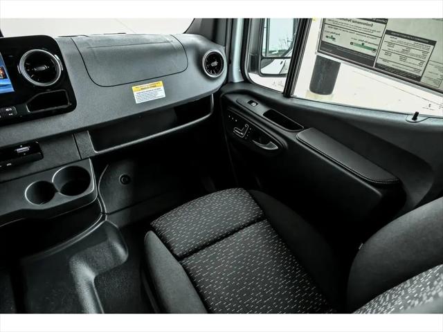 2025 Mercedes-Benz Sprinter 2500 High Roof 4-Cyl Diesel HO