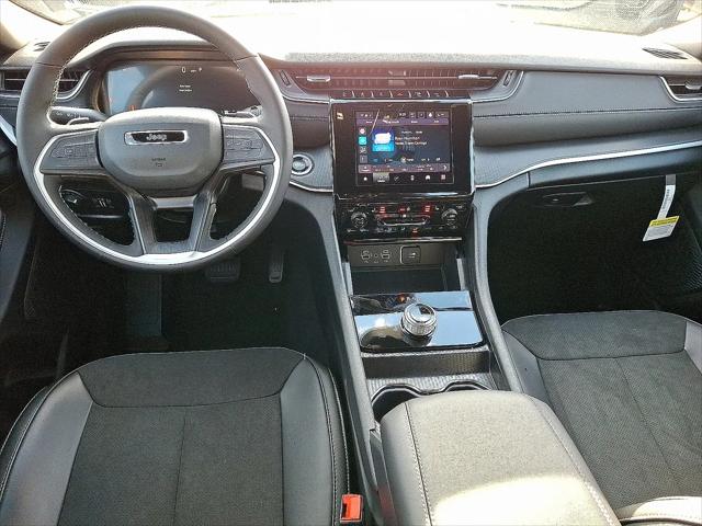 2025 Jeep Grand Cherokee L Altitude X 4x4