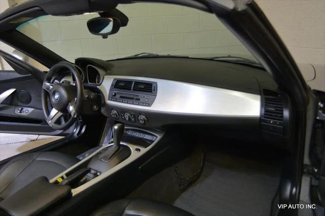 2006 BMW Z4 3.0si