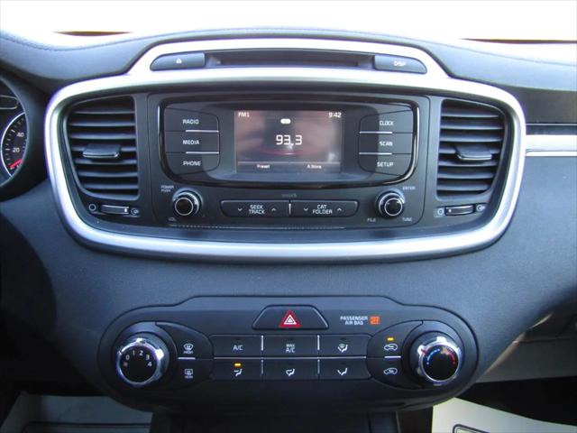 2017 Kia Sorento 3.3L LX