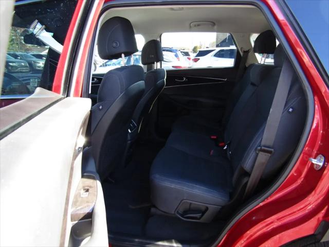 2017 Kia Sorento 3.3L LX