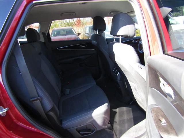 2017 Kia Sorento 3.3L LX