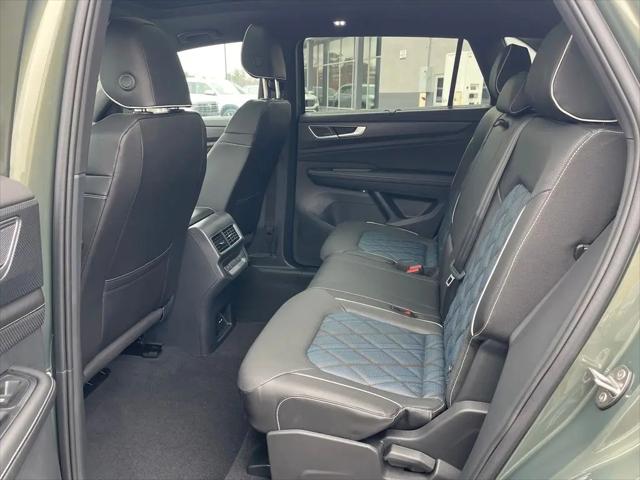 2026 Volkswagen Atlas Cross Sport SEL Premium R-Line