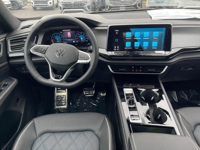2026 Volkswagen Atlas Cross Sport SEL Premium R-Line