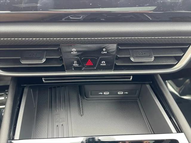 2026 Volkswagen Atlas Cross Sport SEL Premium R-Line