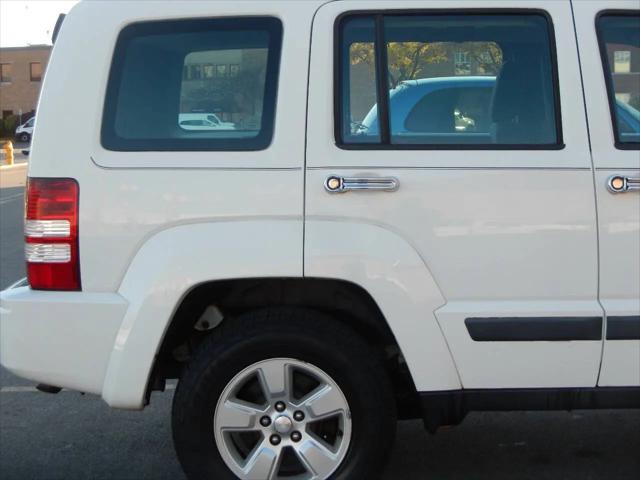 2009 Jeep Liberty Sport