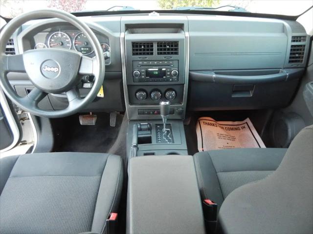 2009 Jeep Liberty Sport