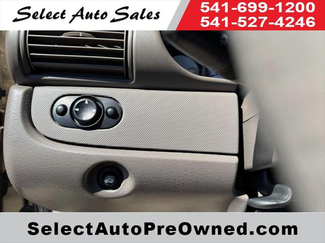 2004 Dodge Stratus SE