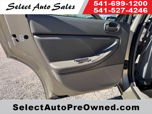 2004 Dodge Stratus SE