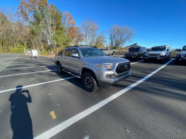 2021 Toyota Tacoma SR 2021 Toyota Tacoma SR
