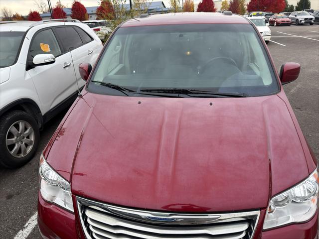 2015 Chrysler Town and Country Touring