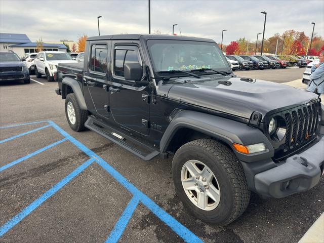 2020 Jeep Gladiator Sport S 4X4 2020 Jeep Gladiator Sport S 4X4