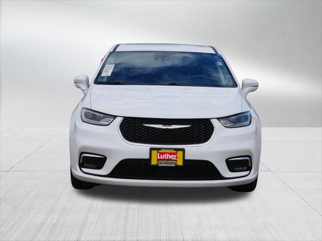 2022 Chrysler Pacifica Hybrid Touring L