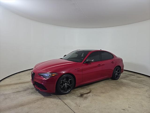 2023 Alfa Romeo Giulia Estrema RWD 2023 Alfa Romeo Giulia Estrema RWD