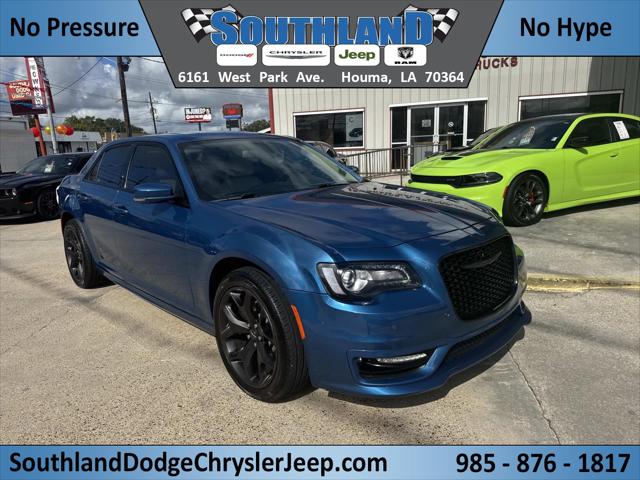 2023 Chrysler 300 Touring L 2023 Chrysler 300 Touring L