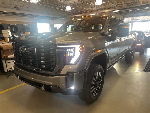 2024 GMC Sierra 2500HD 4WD Crew Cab Standard Bed Denali Ultimate 2024 GMC Sierra 2500HD 4WD Crew Cab Standard Bed Denali Ultimate