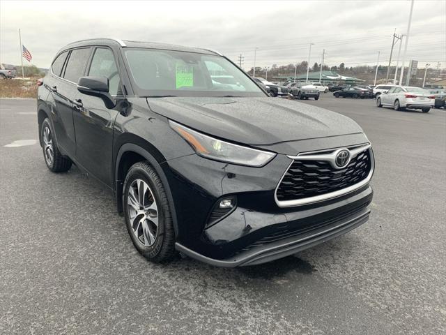 2021 Toyota Highlander XLE 2021 Toyota Highlander XLE