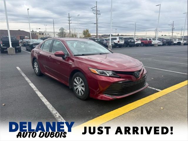 2020 Toyota Camry LE Hybrid