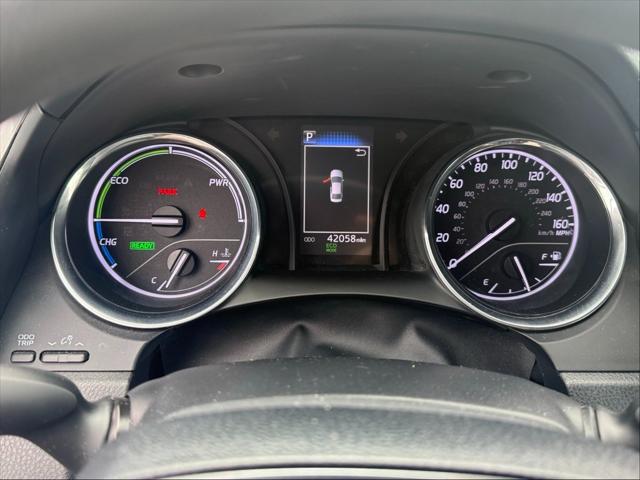 2020 Toyota Camry LE Hybrid