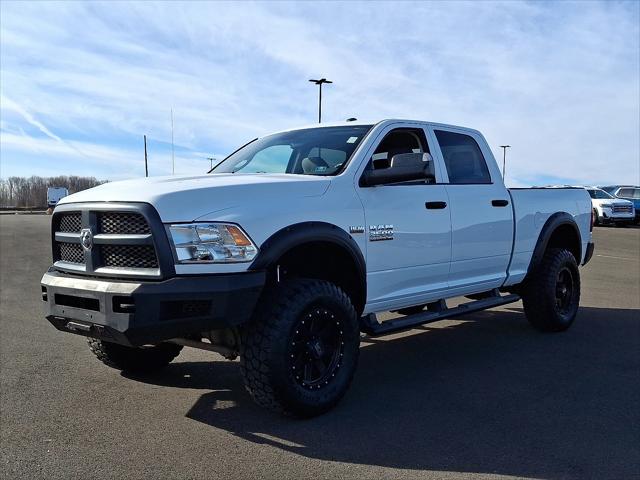 2017 RAM 2500 Tradesman Crew Cab 4x4 64 Box