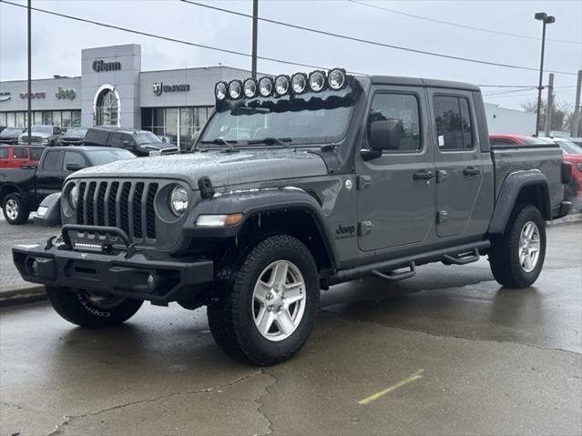 2020 Jeep Gladiator Sport S 4X4 2020 Jeep Gladiator Sport S 4X4