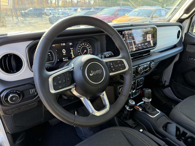 2024 Jeep Wrangler 4-Door Sahara 4x4 2024 Jeep Wrangler 4-Door Sahara 4x4