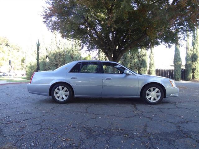2006 Cadillac DTS w/1SB