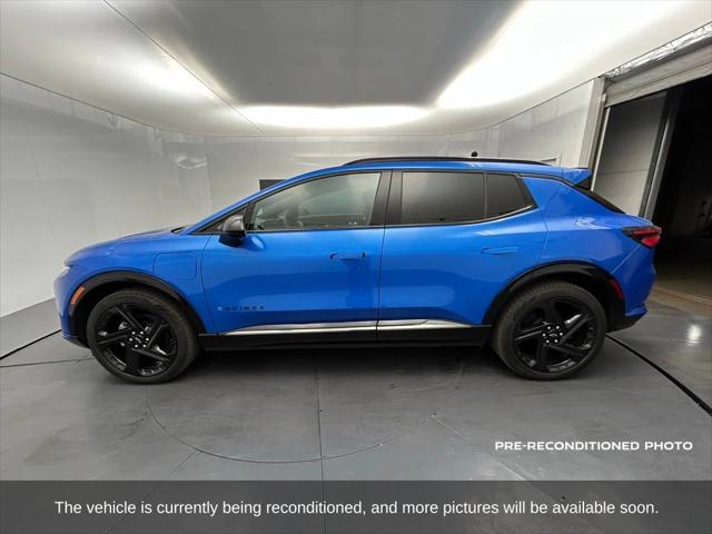 2025 Chevrolet Equinox EV RS