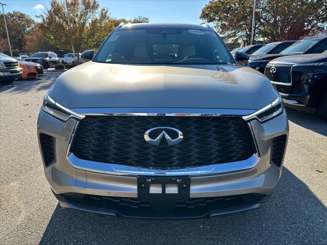 2022 INFINITI QX60 LUXE AWD