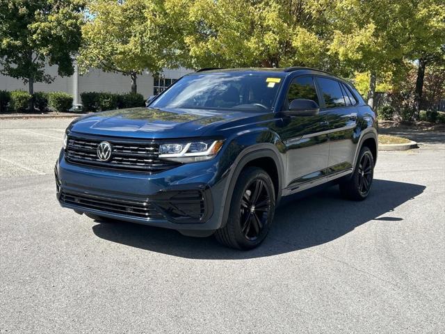 2023 Volkswagen Atlas Cross Sport 3.6L V6 SEL R-Line Black