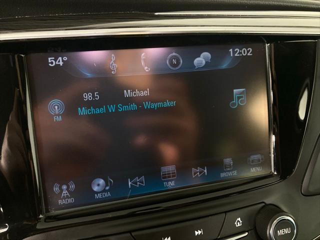 2017 Buick Envision Essence 2017 Buick Envision Essence