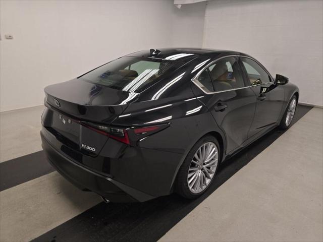 2025 Lexus IS 300 300 CAM,SUNROOF,CLMT STS,BLIND SPOT,18 WLS