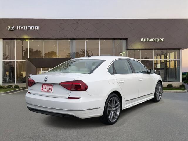 2017 Volkswagen Passat 1.8T R-Line