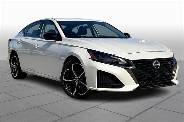 2025 Nissan Altima SR AWD