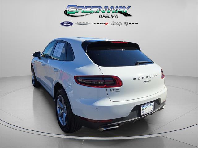 2018 Porsche Macan Base 2018 Porsche Macan Base