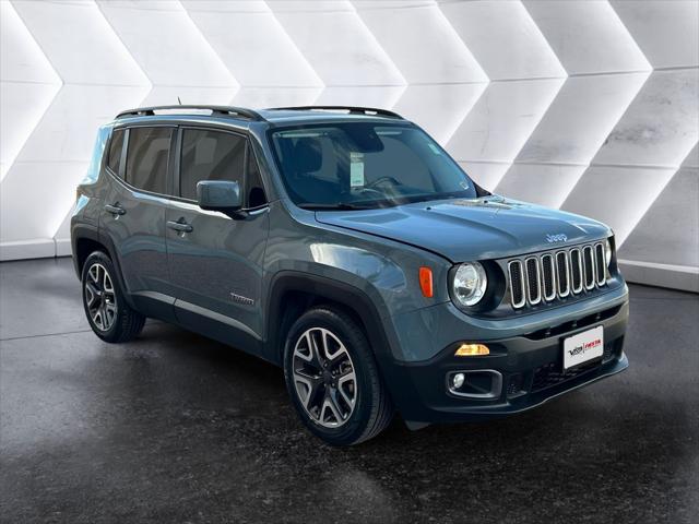 2017 Jeep Renegade Latitude FWD 2017 Jeep Renegade Latitude FWD