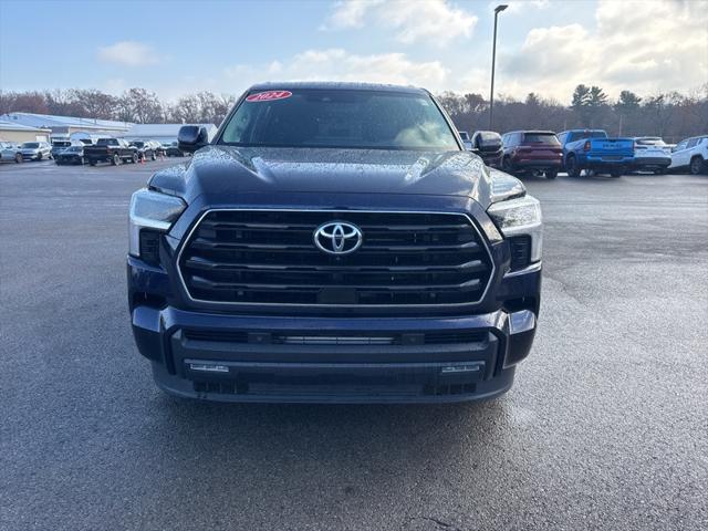 2024 Toyota Sequoia SR5