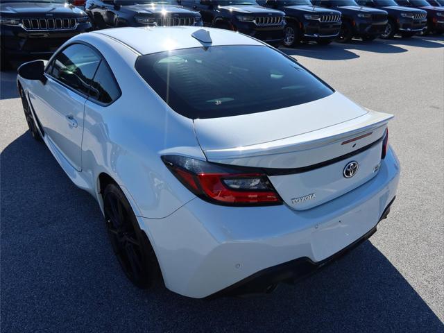 2025 Toyota GR86 Premium