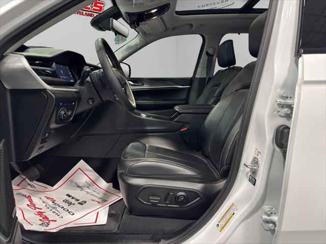 2024 Jeep Grand Cherokee 4xe Anniversary Edition 2024 Jeep Grand Cherokee 4xe Anniversary Edition