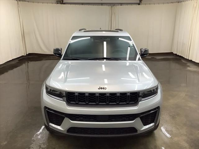 2026 Jeep Grand Cherokee GRAND CHEROKEE LAREDO ALTITUDE 4X4 2026 Jeep Grand Cherokee GRAND CHEROKEE LAREDO ALTITUDE 4X4