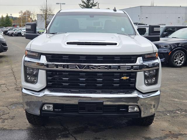 2022 Chevrolet Silverado 3500HD 4WD Crew Cab Standard Bed LT